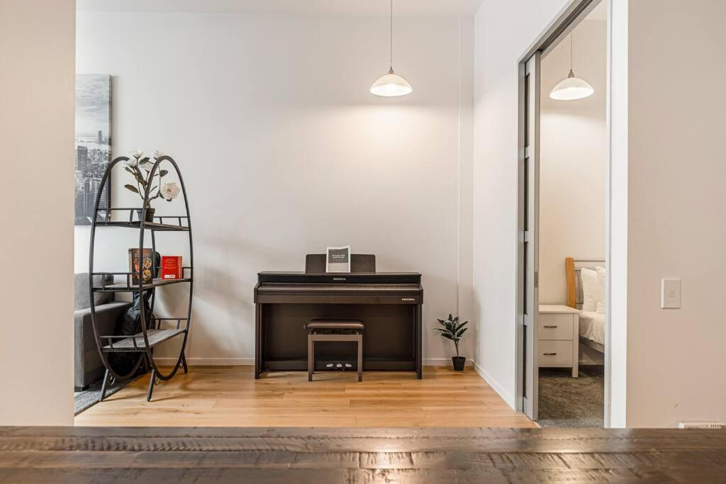 Stylish Pad Near Sky Tower Apartment Auckland