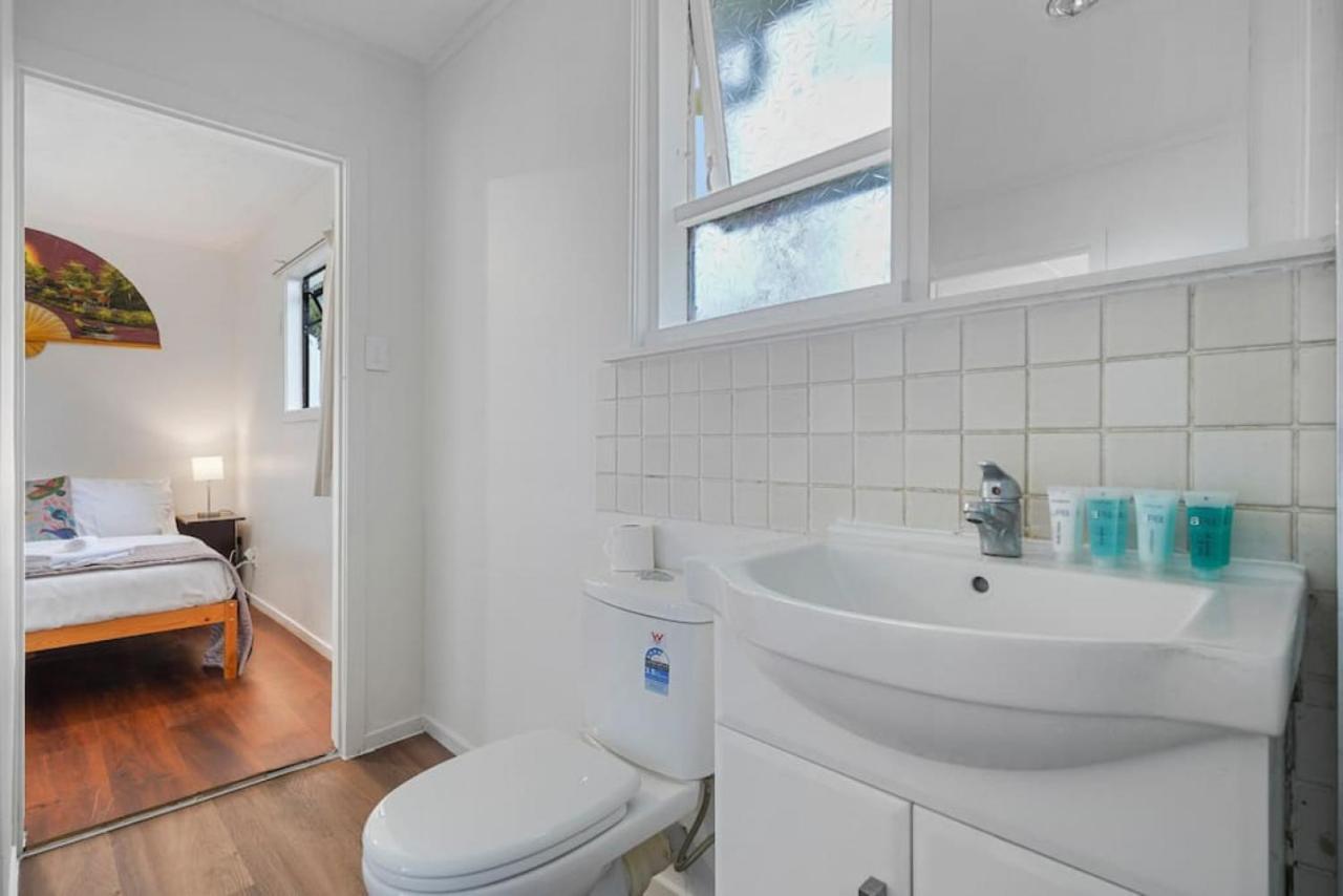 Cosy Renovated Two Bed Garden Apt - Wifi - Netflix Holiday home