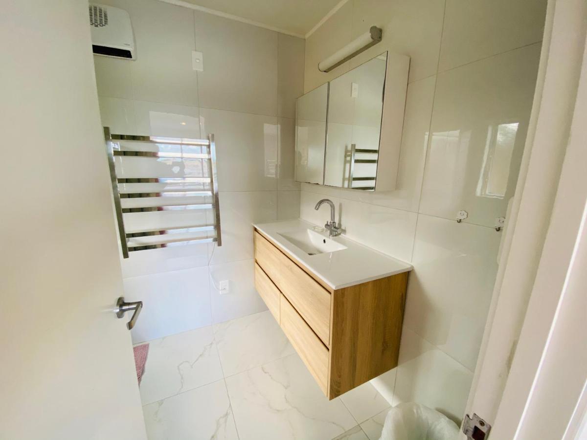 Oakparkvilla Seaviewfamilyroom Kingroom Queenroom-wifi (adults Only) * Auckland