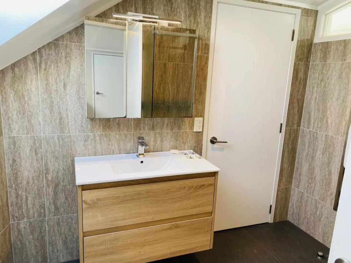 Homestay Oakparkvilla Seaviewfamilyroom Kingroom Queenroom-wifi (adults Only) Auckland