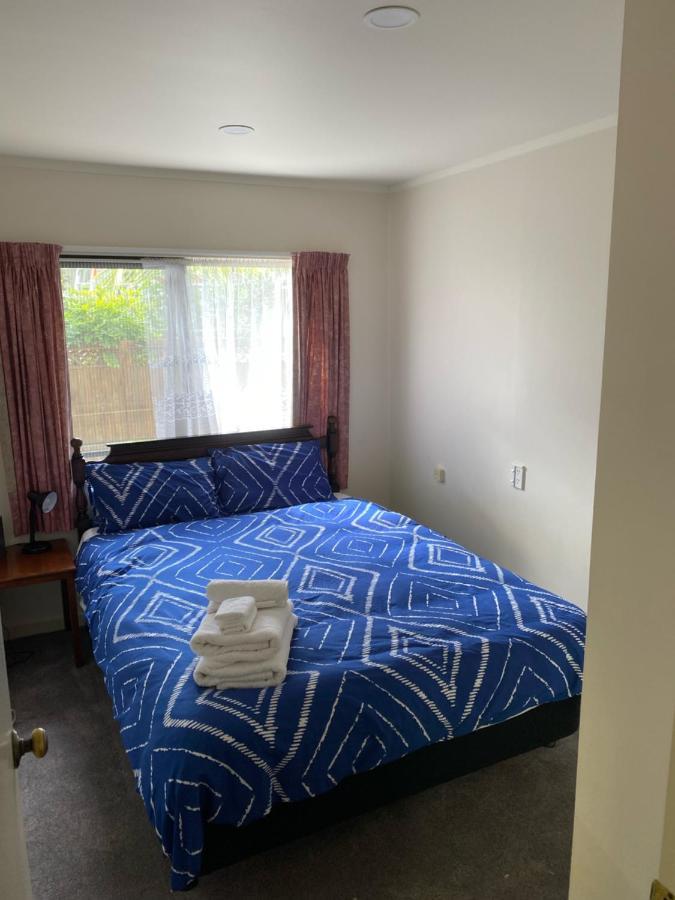 The Gardens' Treasure * Auckland