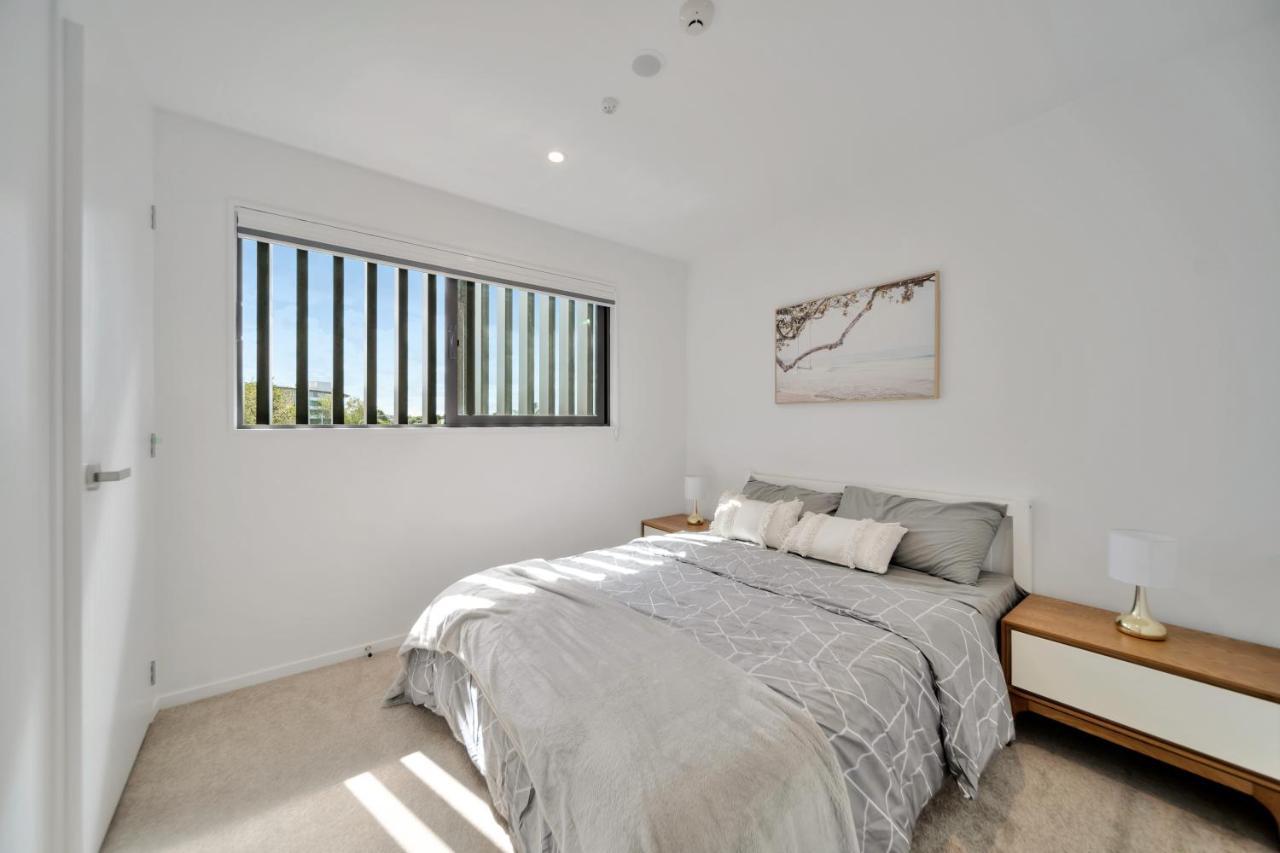 New Modern Townhouse In The Heart Of Takapuna *