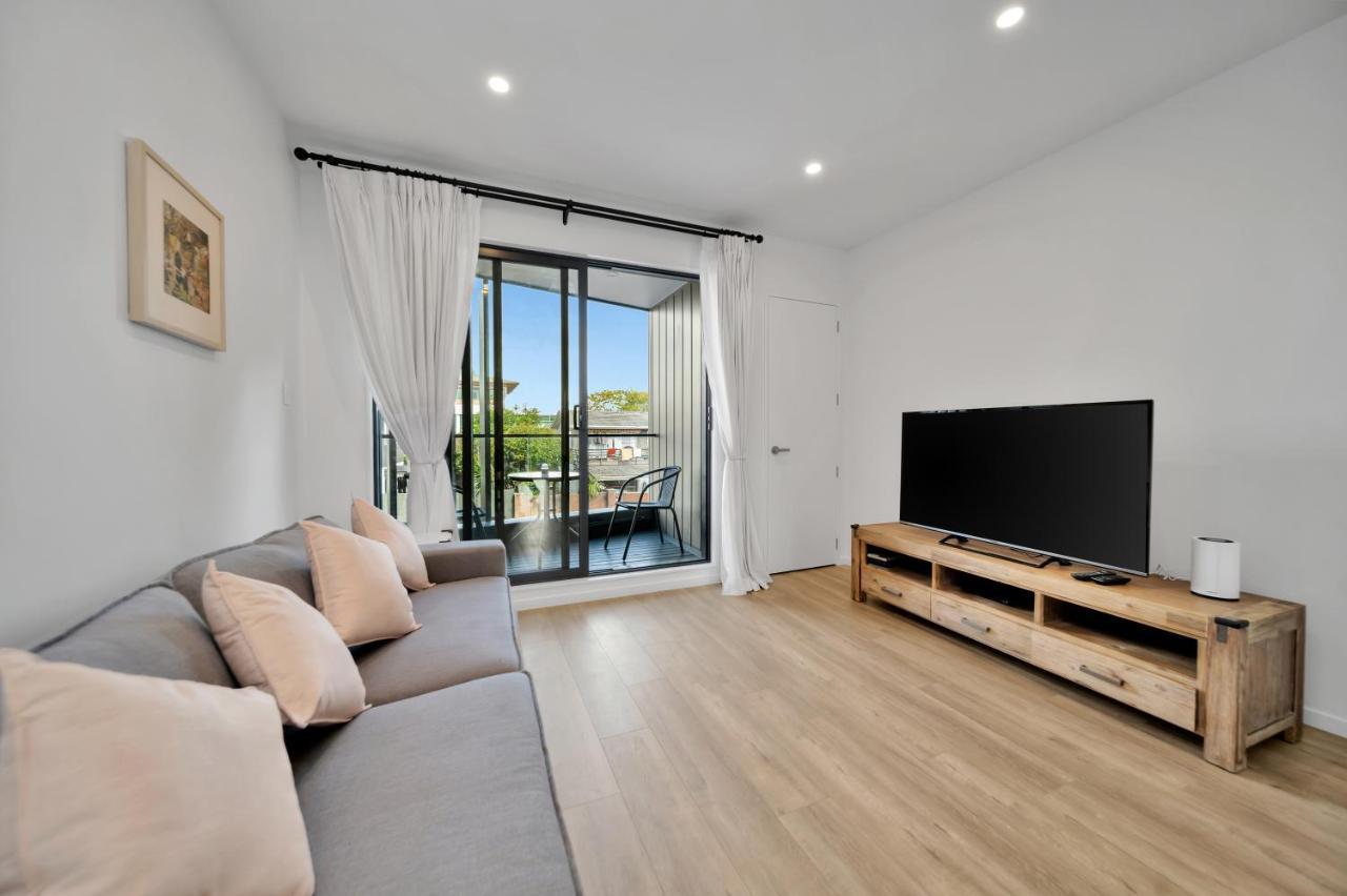New Modern Townhouse In The Heart Of Takapuna Apartment Auckland