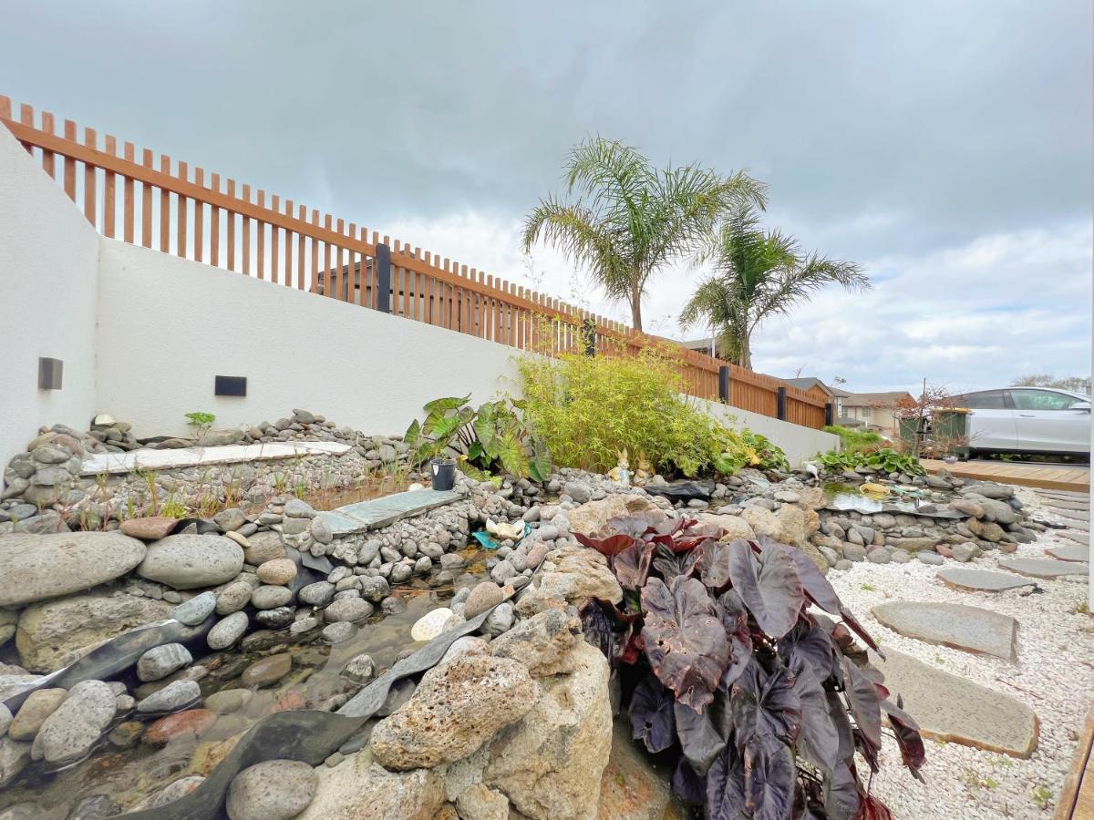 Elegant Beach House In Long Bay * Auckland
