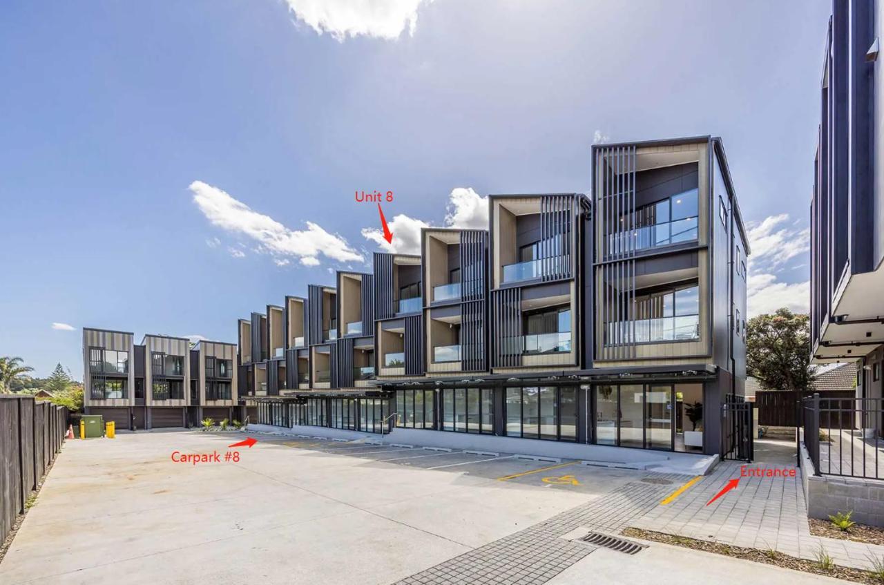 New Modern Townhouse In The Heart Of Takapuna Apartment