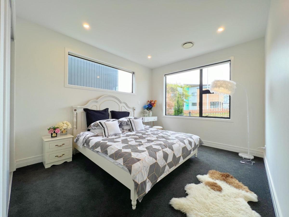 Villa Elegant Beach House In Long Bay *