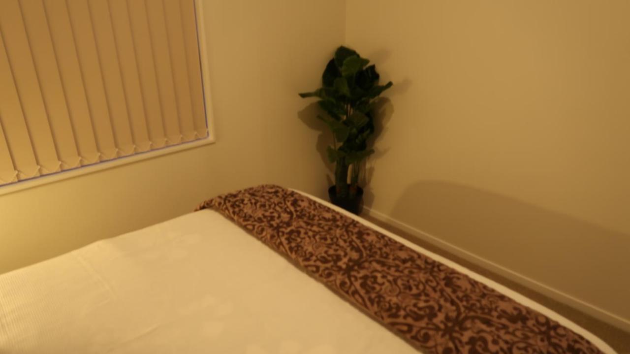 Apartment Aveen's 10mins From Airport *