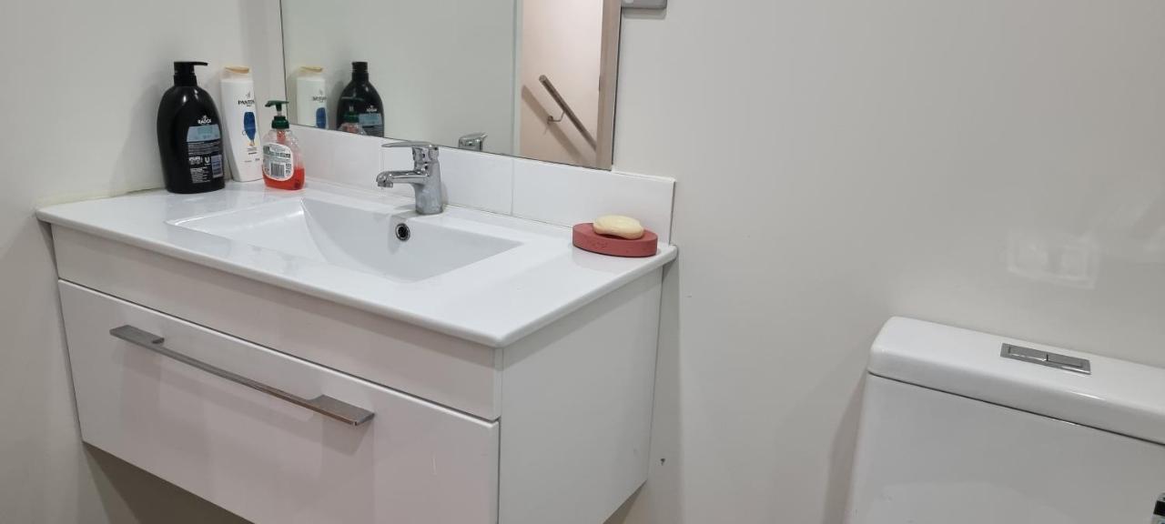 Aveen's 10mins From Airport Apartment Auckland
