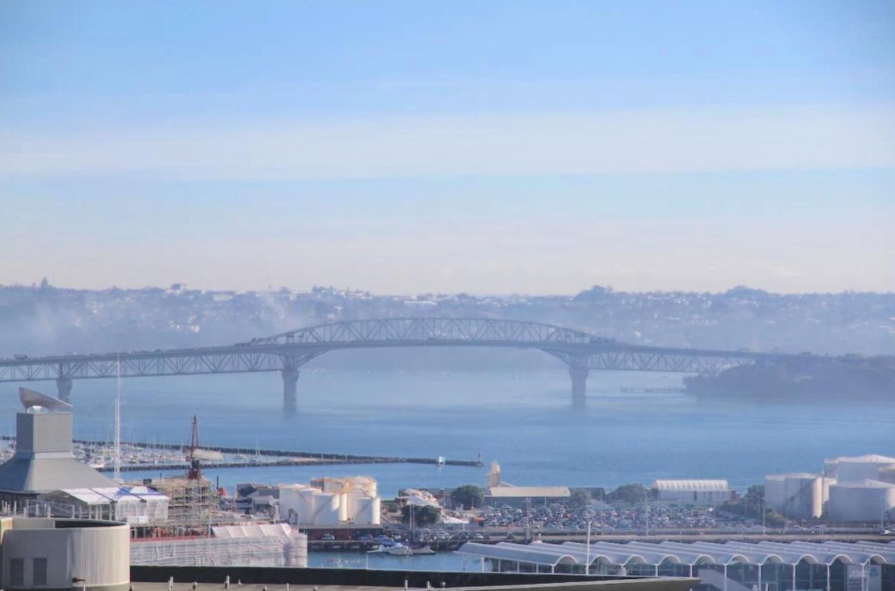 Apartment Magnificent Skytower, Sea, Habour View In Cbd Auckland