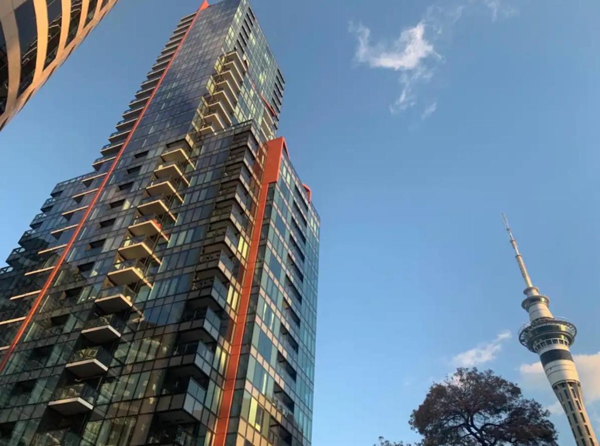 Magnificent Skytower, Sea, Habour View In Cbd Apartment Auckland