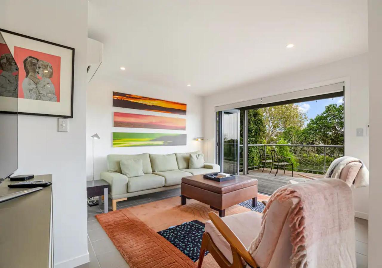 Stylish And Serene Living In Kohimarama *