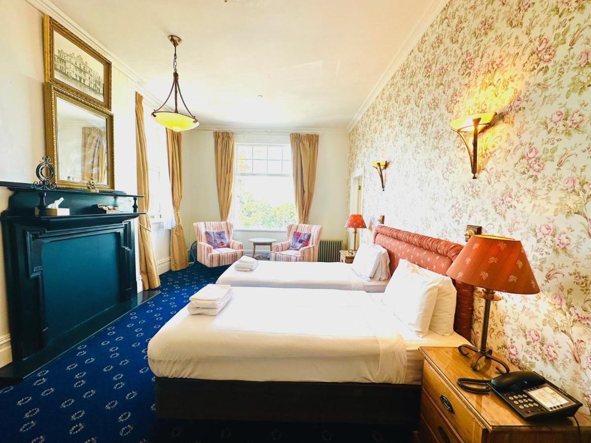 Hotel The Esplanade 4*