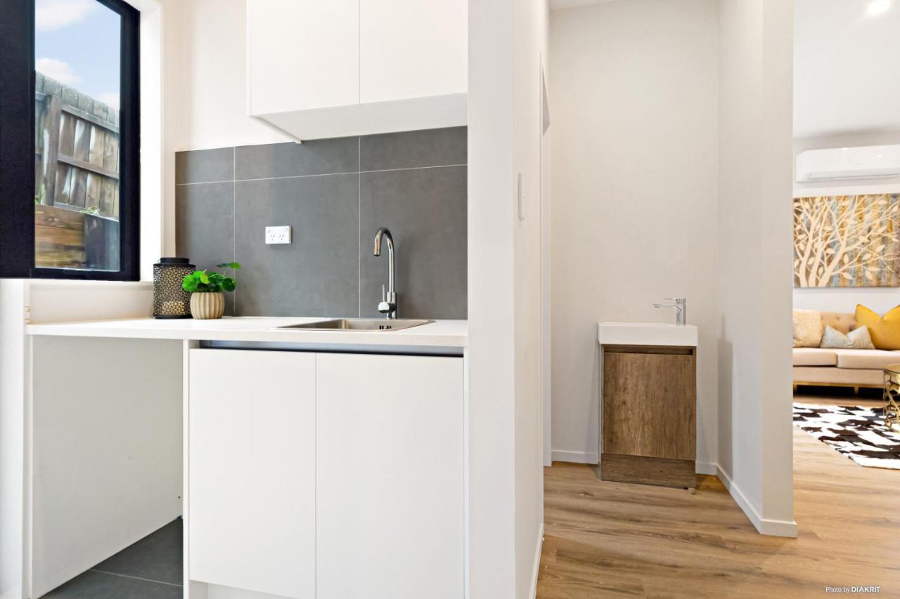 Self Contained Unit - New Make Your Comfortable Holiday home Auckland