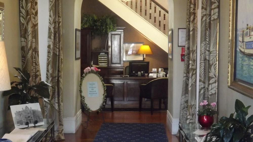Hotel The Esplanade 4*