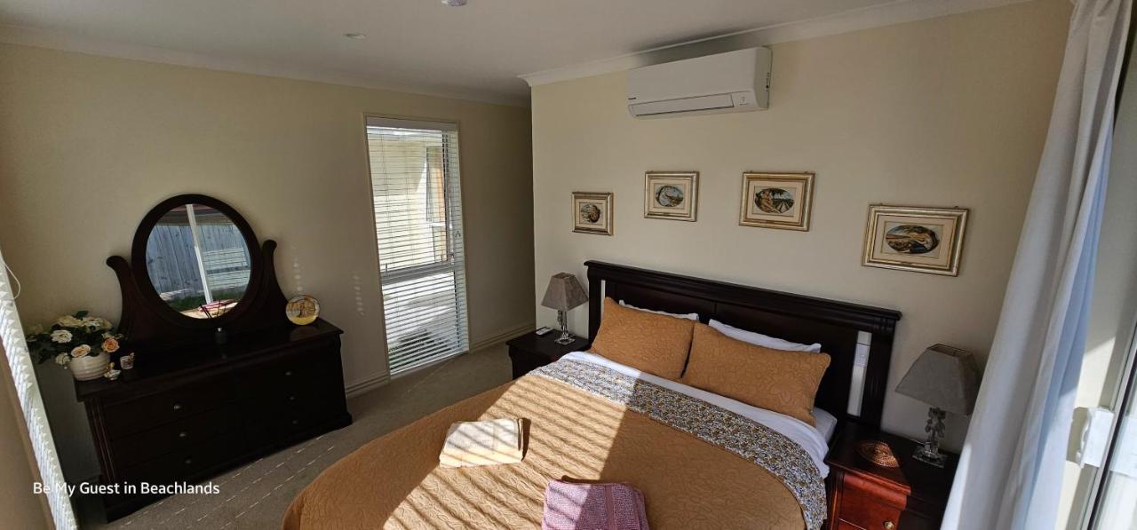 Be My Guest In Beachlands Guest house Auckland