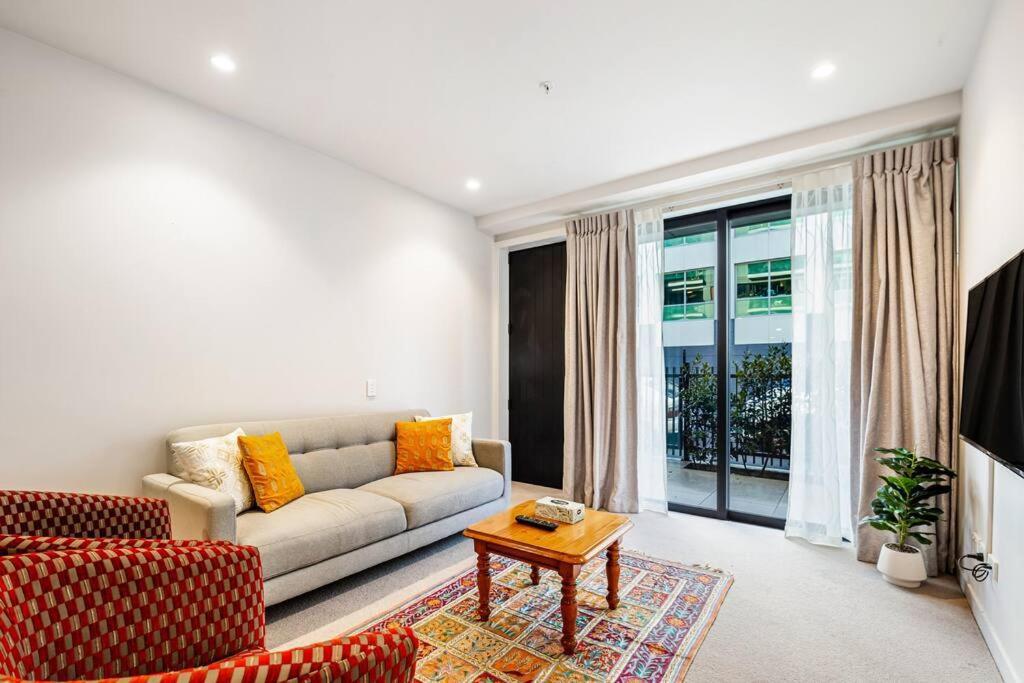Spacious Mount Eden *