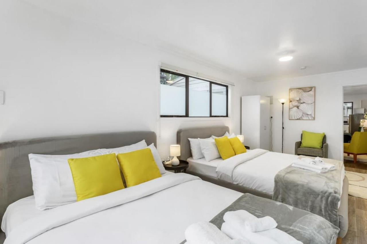 Holiday home Fusion Modern Escape With Parking And Patio Auckland