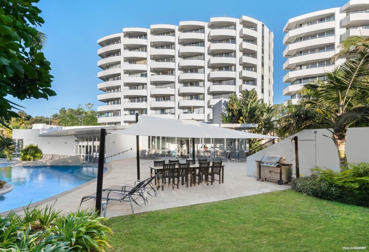Le Mirage- Stylish, With Pools, Sauna, *