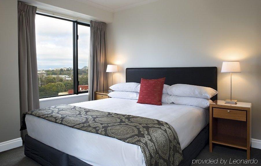 Adina Citylife 4*