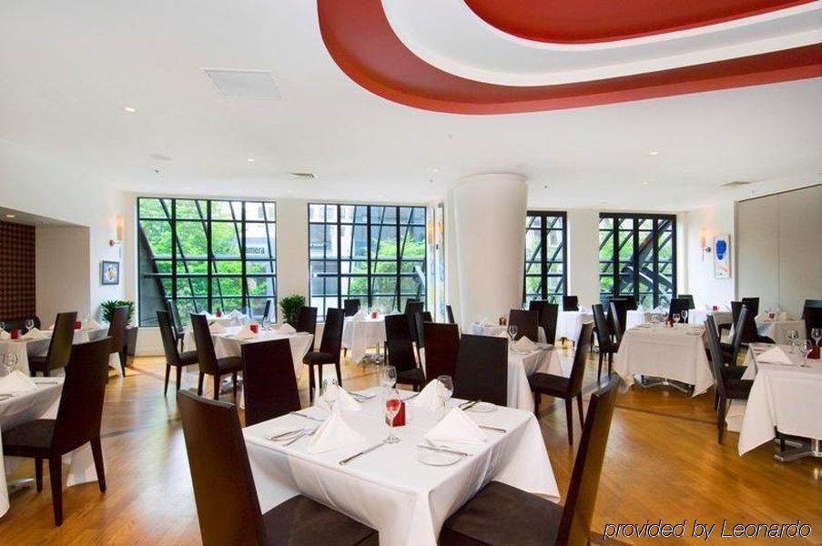 Adina Citylife Hotel 4*