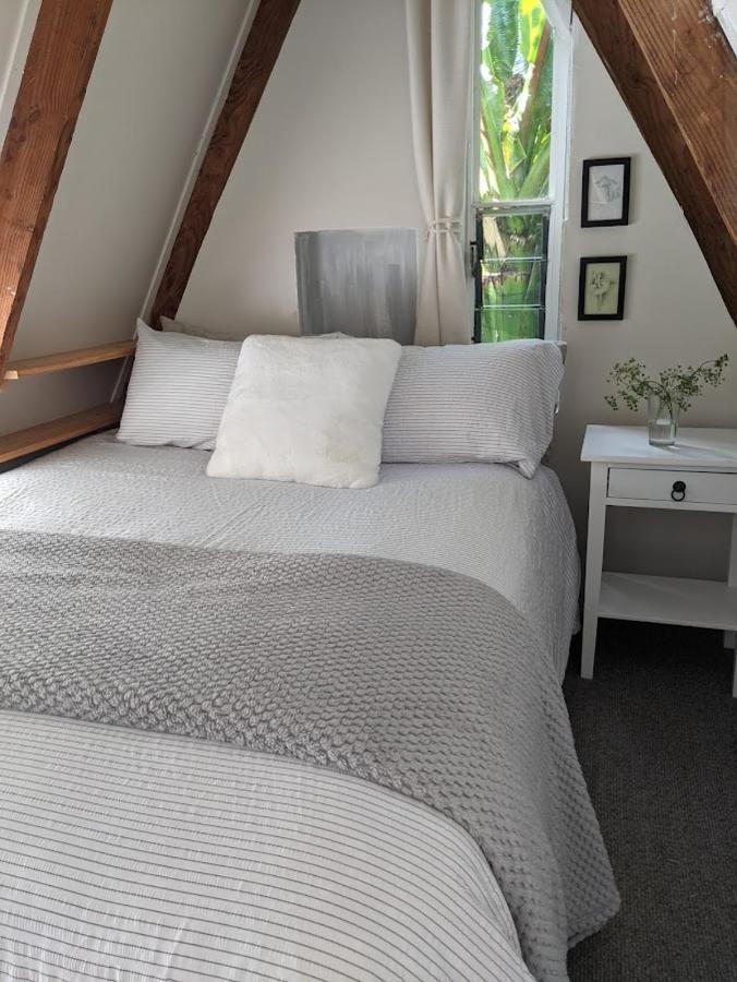 Chalet A-frame Studio In Parnell *