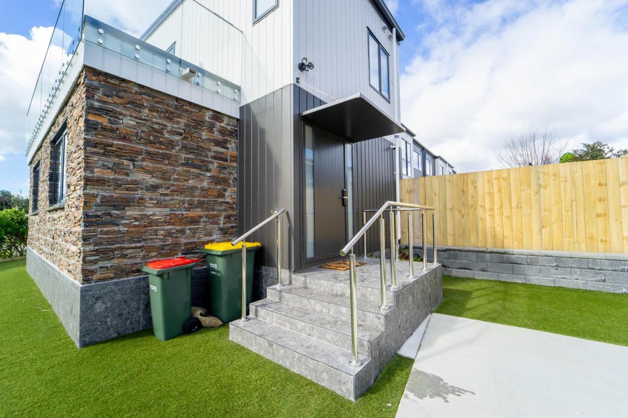 Holiday home Sunnyhills Viewside Town House