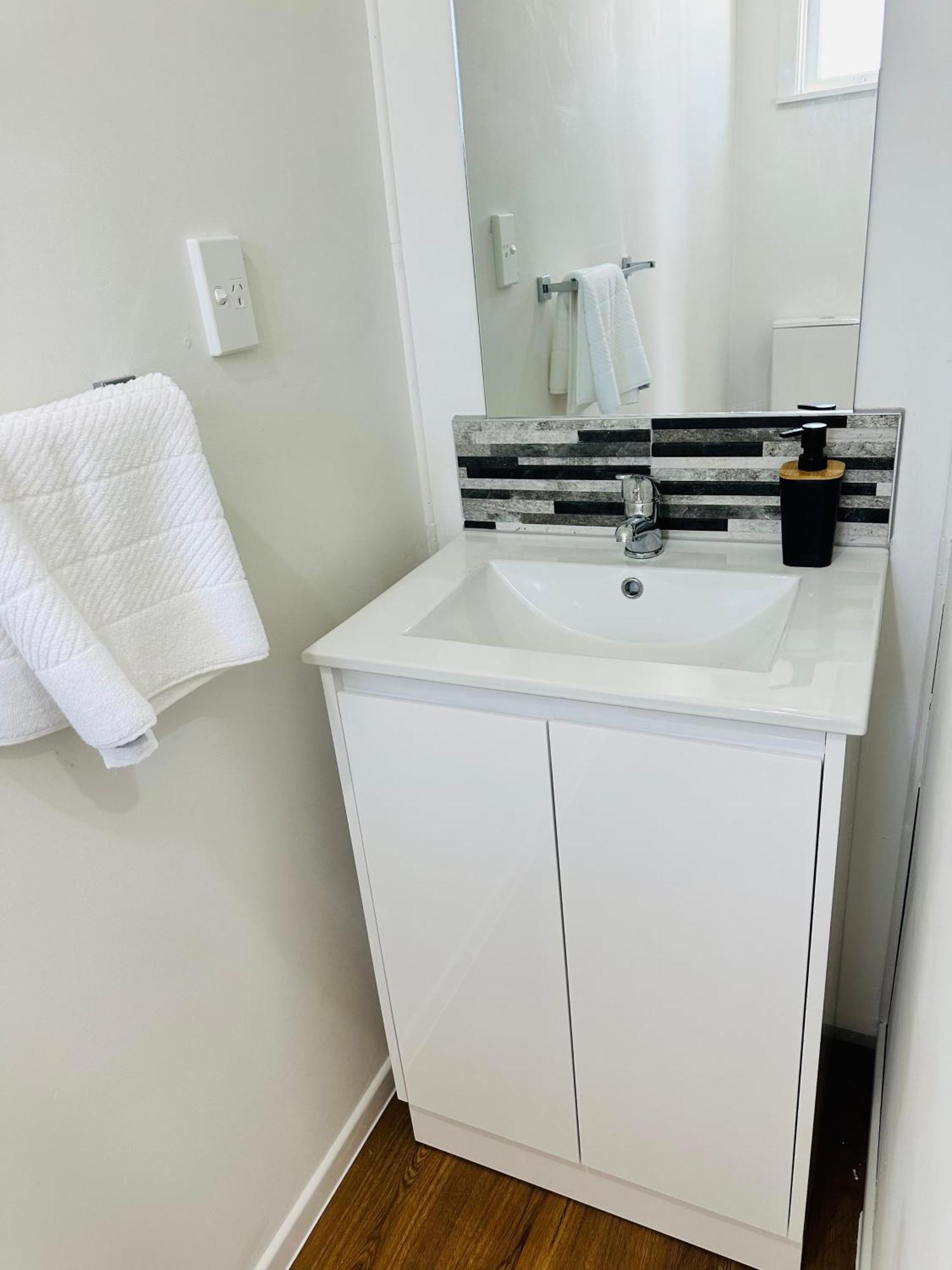 Holiday home Spacious 4 Bedroom House In Manukau