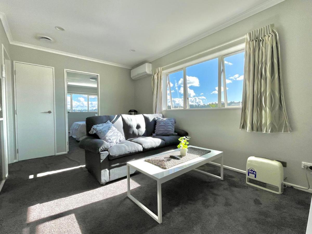 Albany Modern Private 2 Bedroom 2 Bathroom With Full Kitchen Netflix Holiday home Auckland