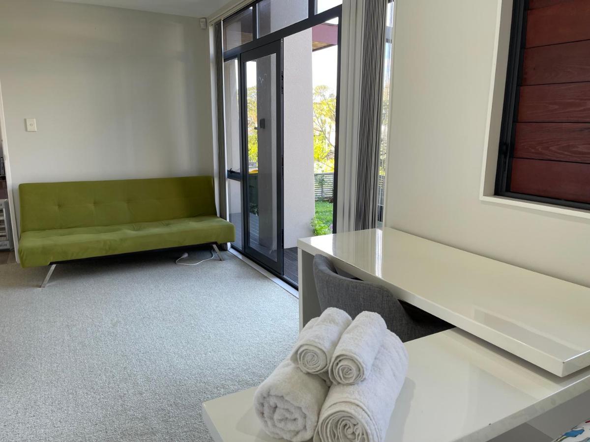 Private In A Lovely House Guest house Auckland