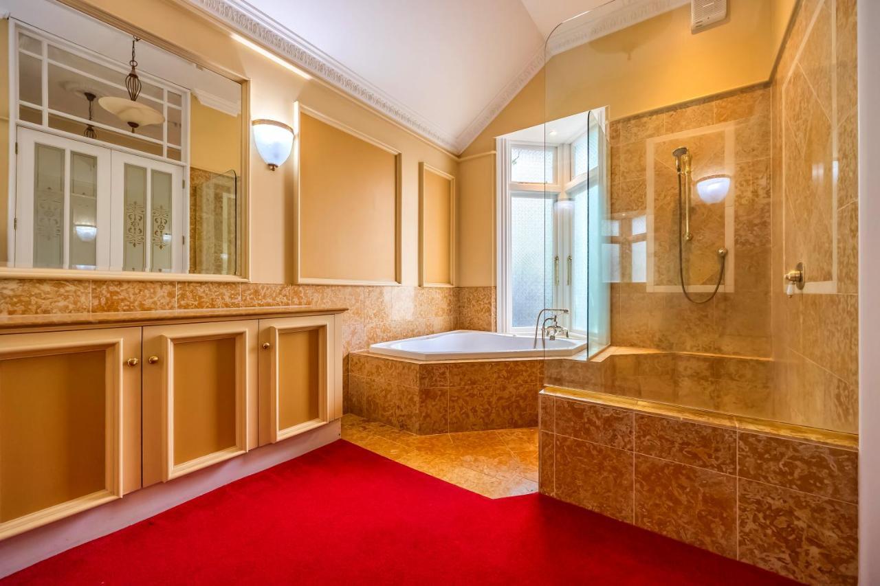 Hotel Aachen House