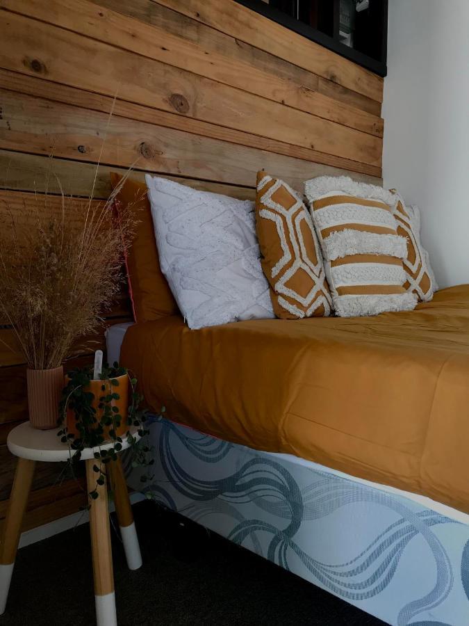 Onehunga Garden Tinyhouse With Parking *