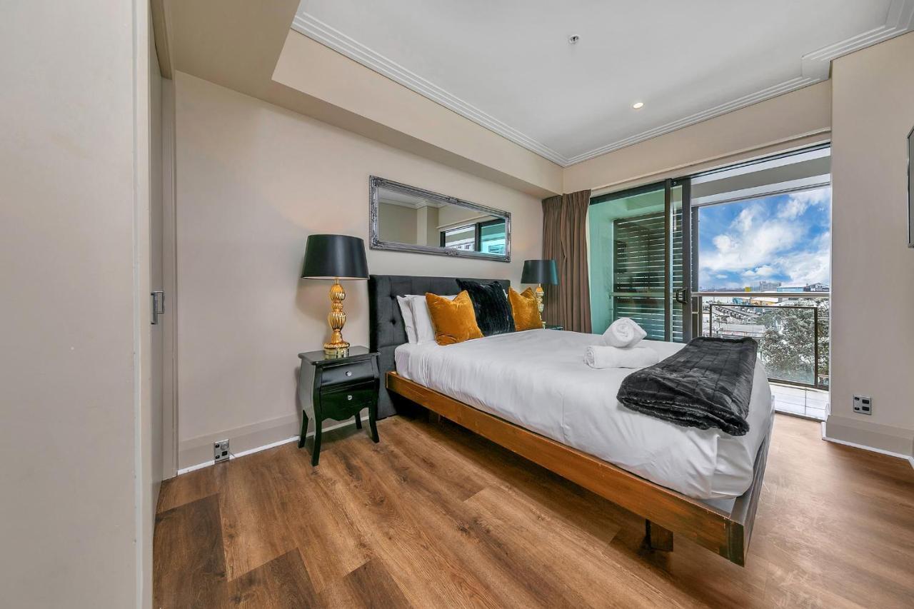 Sunset Serenade Apartment *