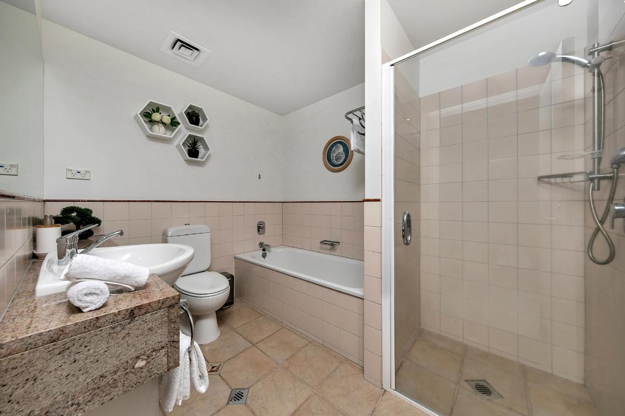 Homey Heritage Hideaway & Cp! Auckland