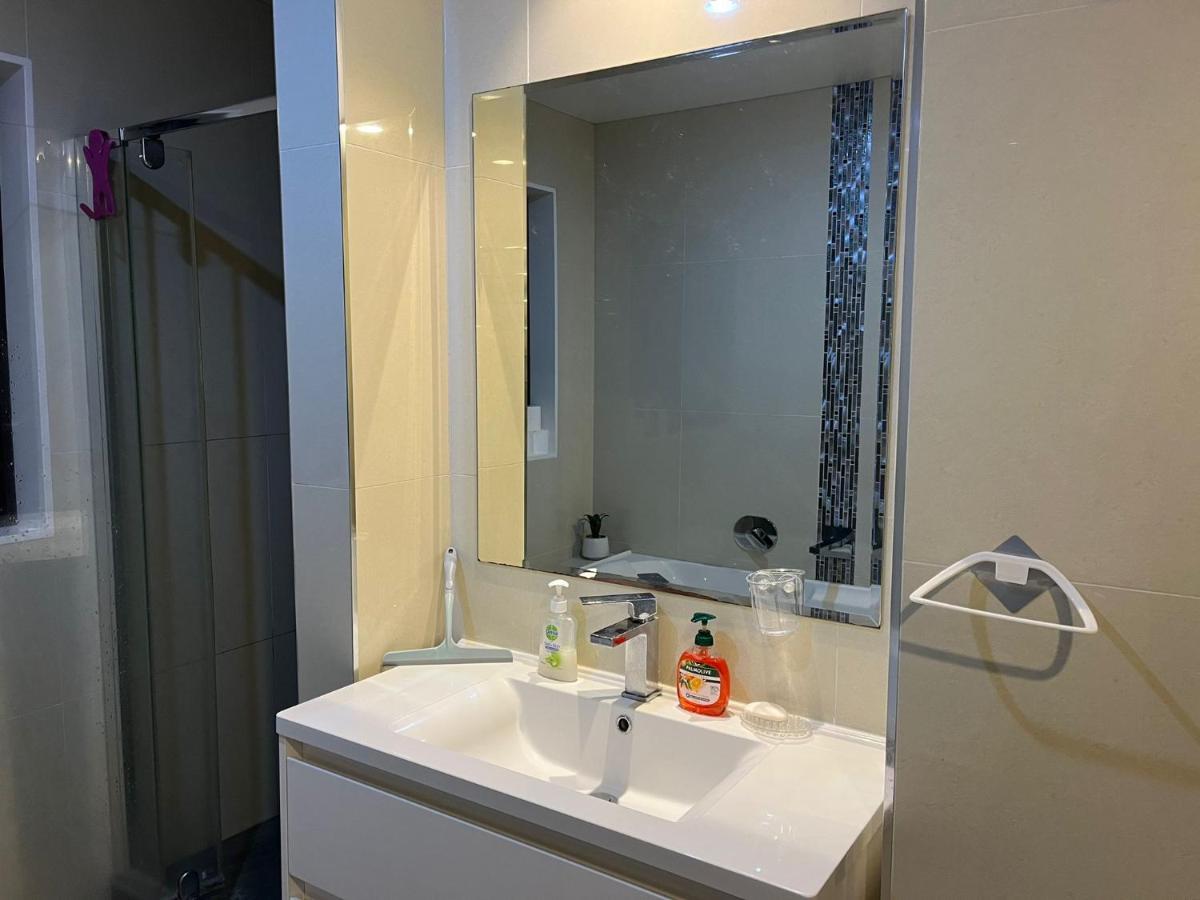 Private Cozy Near Henderson Akl-room 103 * Auckland