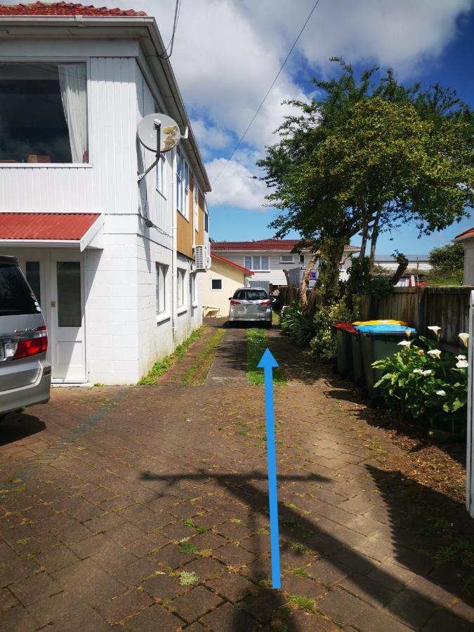 House On Wesley * Auckland