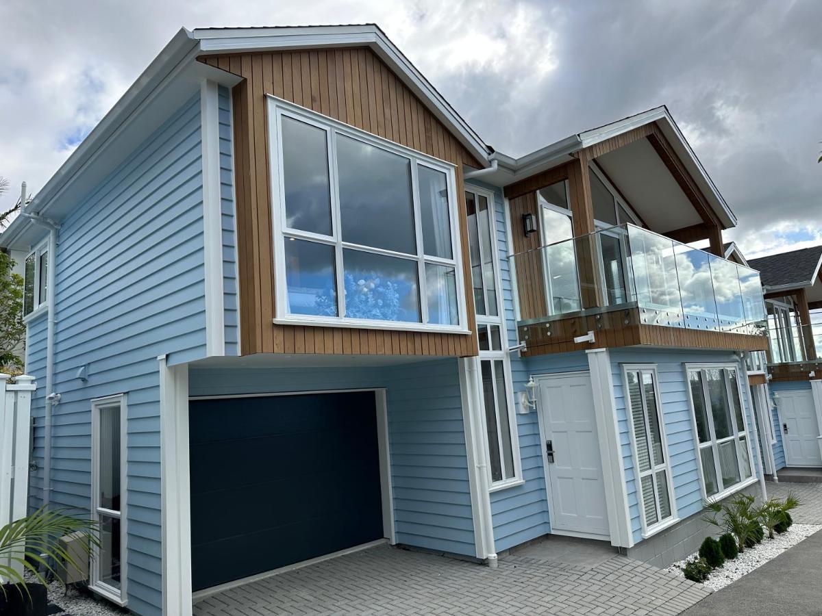 Stunning Rothesay Bay Holiday home
