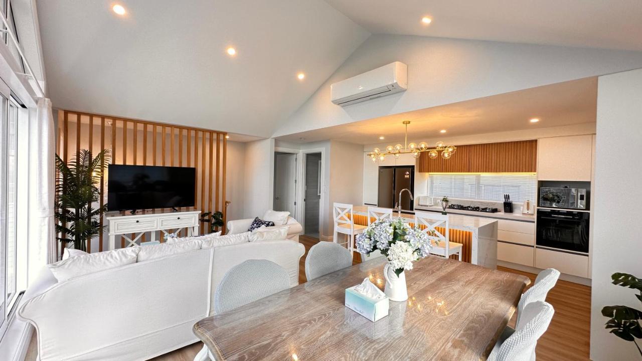 Holiday home Stunning Rothesay Bay *