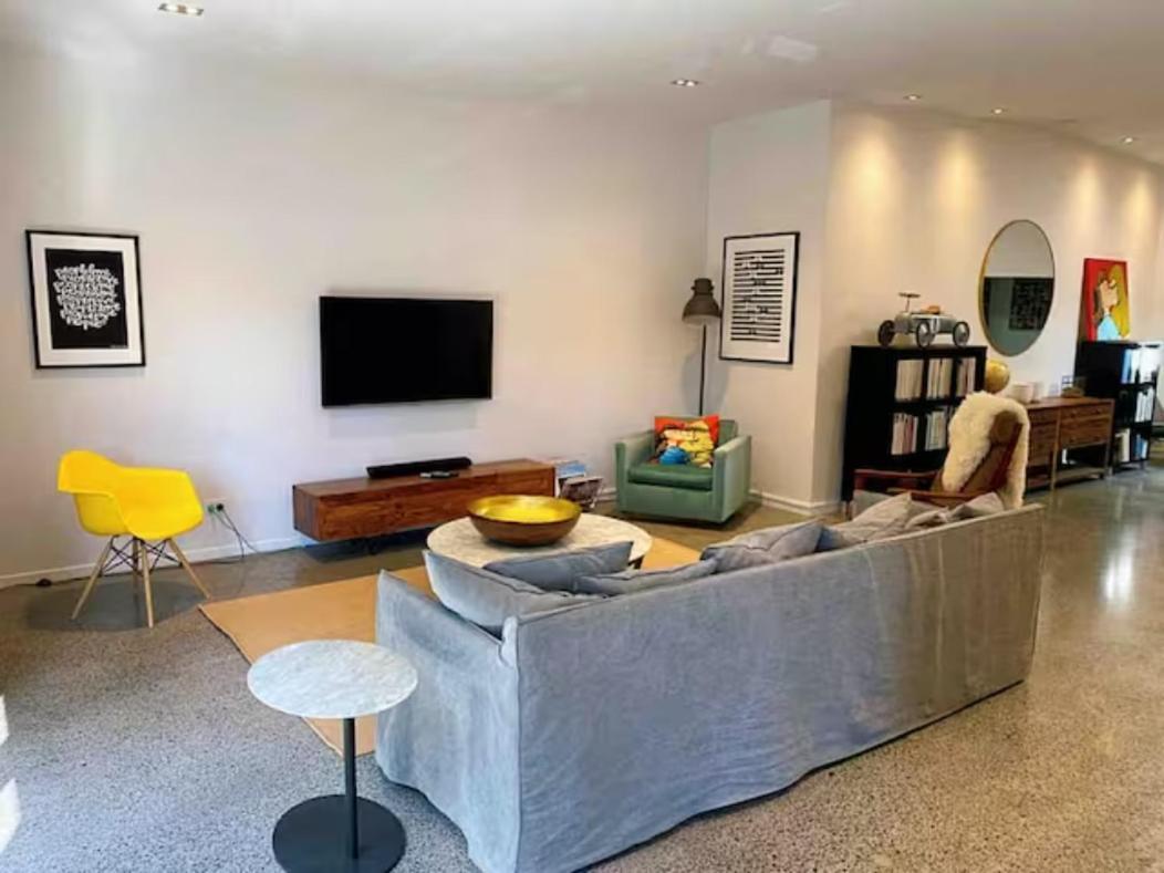 Sale Street Loft