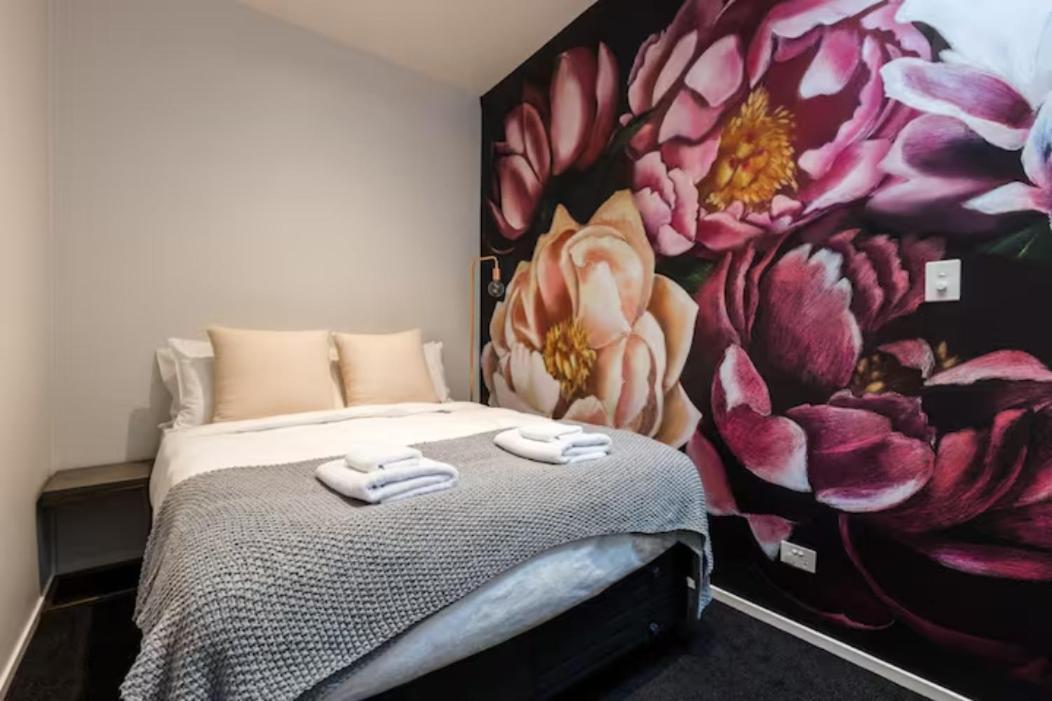 Sale Street Loft Apartment *