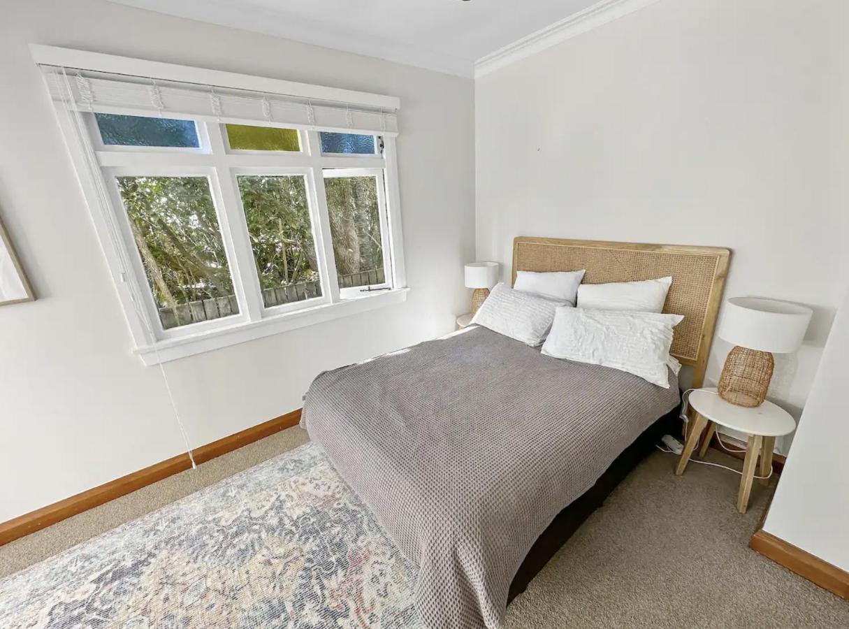Tui Escape - 4 Bedroom Downstairs Birkenhead Auckland