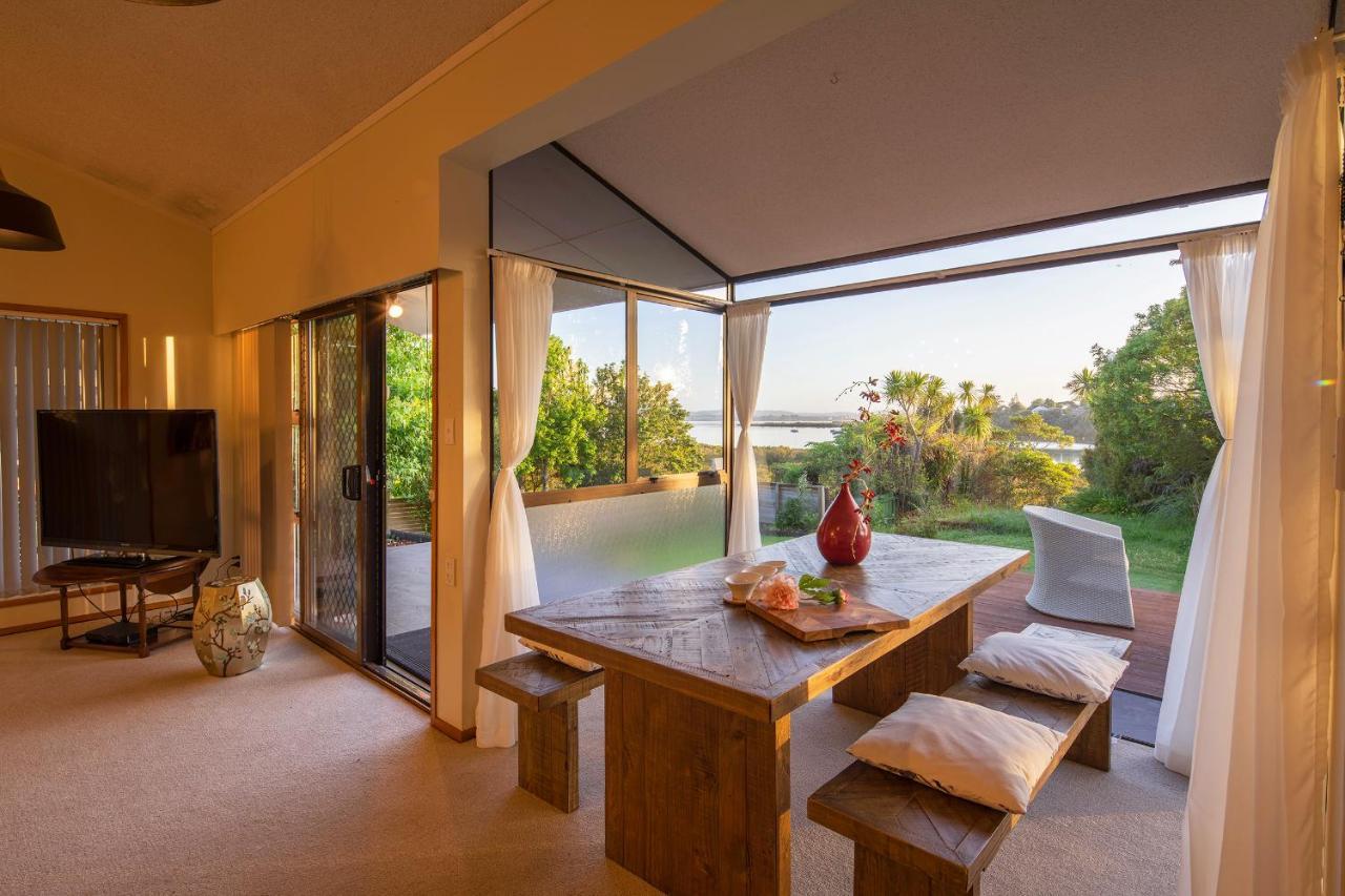 Holiday home The Waterfront 361-with Sea View, Skysport And Air Conditioner In Each Bedroom Auckland