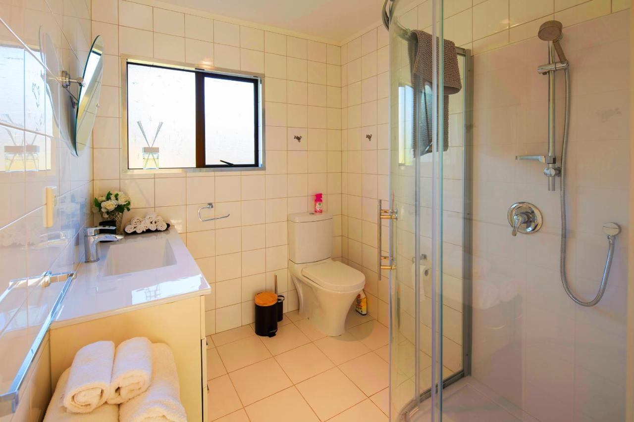 The Waterfront 361-with Sea View, Skysport And Air Conditioner In Each Bedroom Auckland