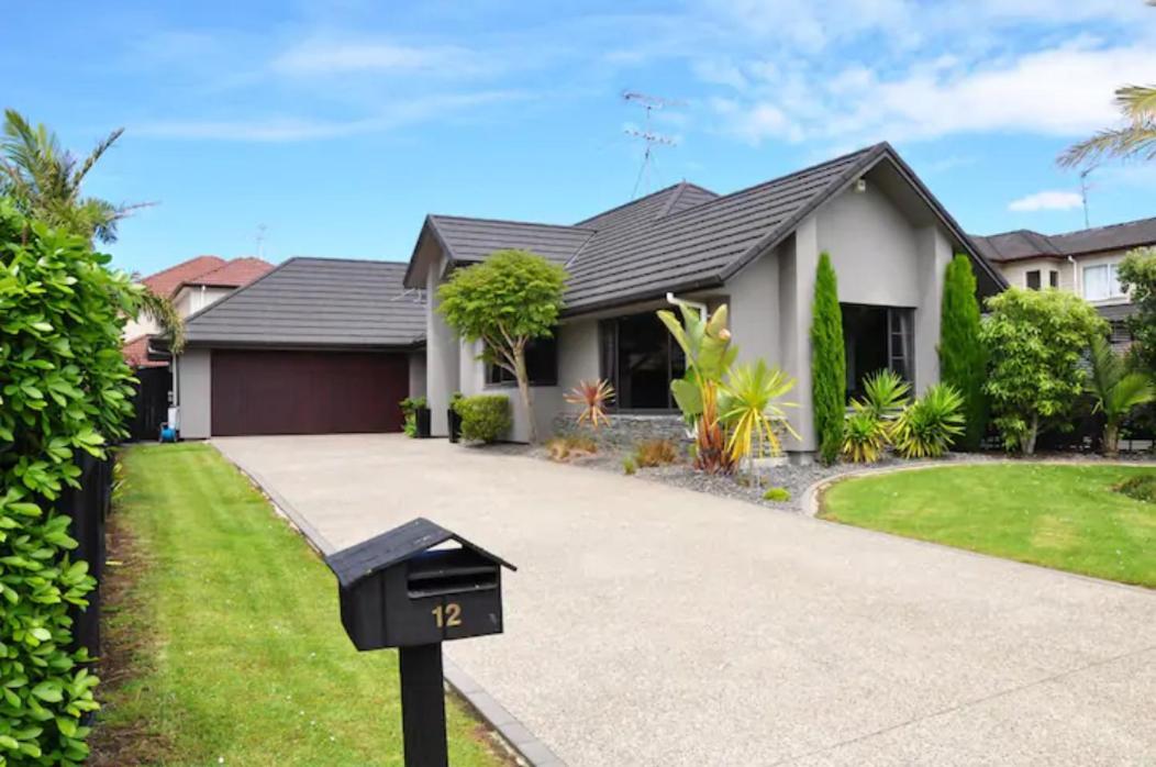 Stunning Family * Auckland