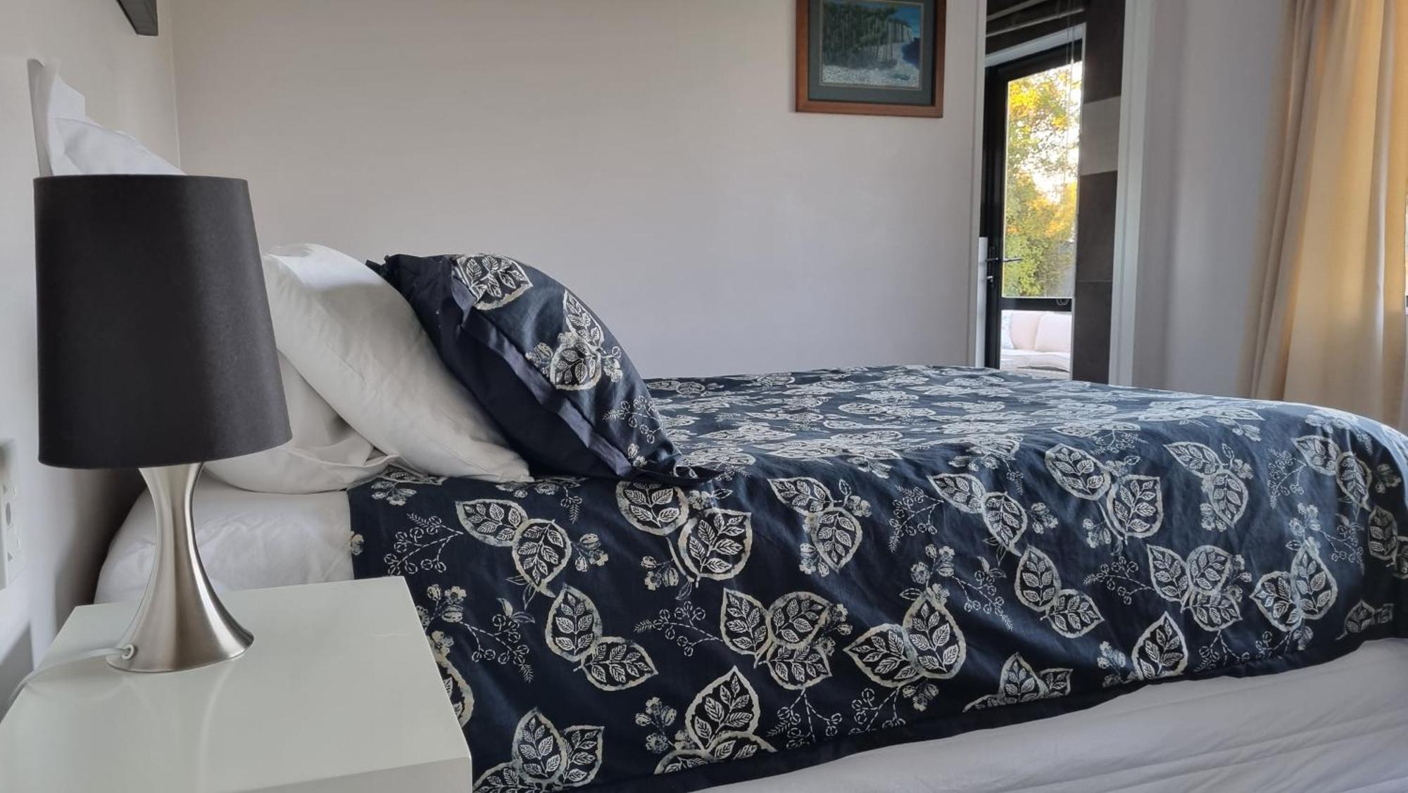 Okura River Estate Getaway 3*