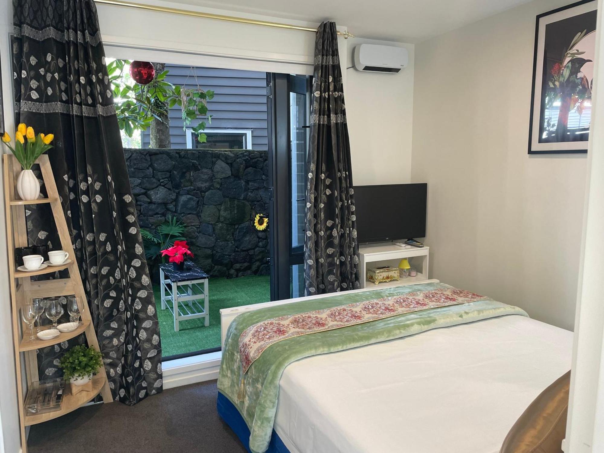 Cbd, Parnell Ensuite+patio+secluded Garage Auckland