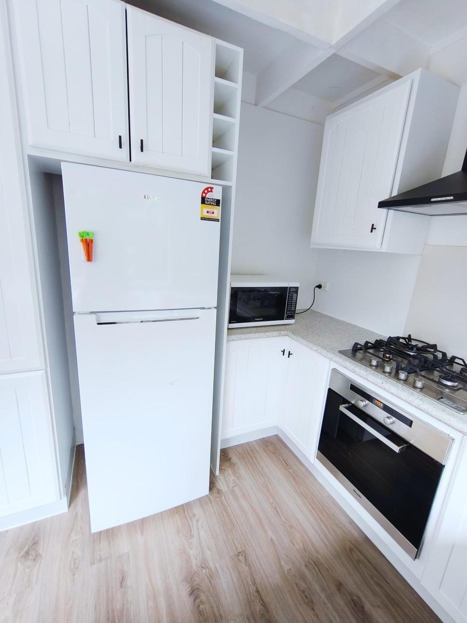 Sunny Cosy With Private Bathroom In North Shore 201