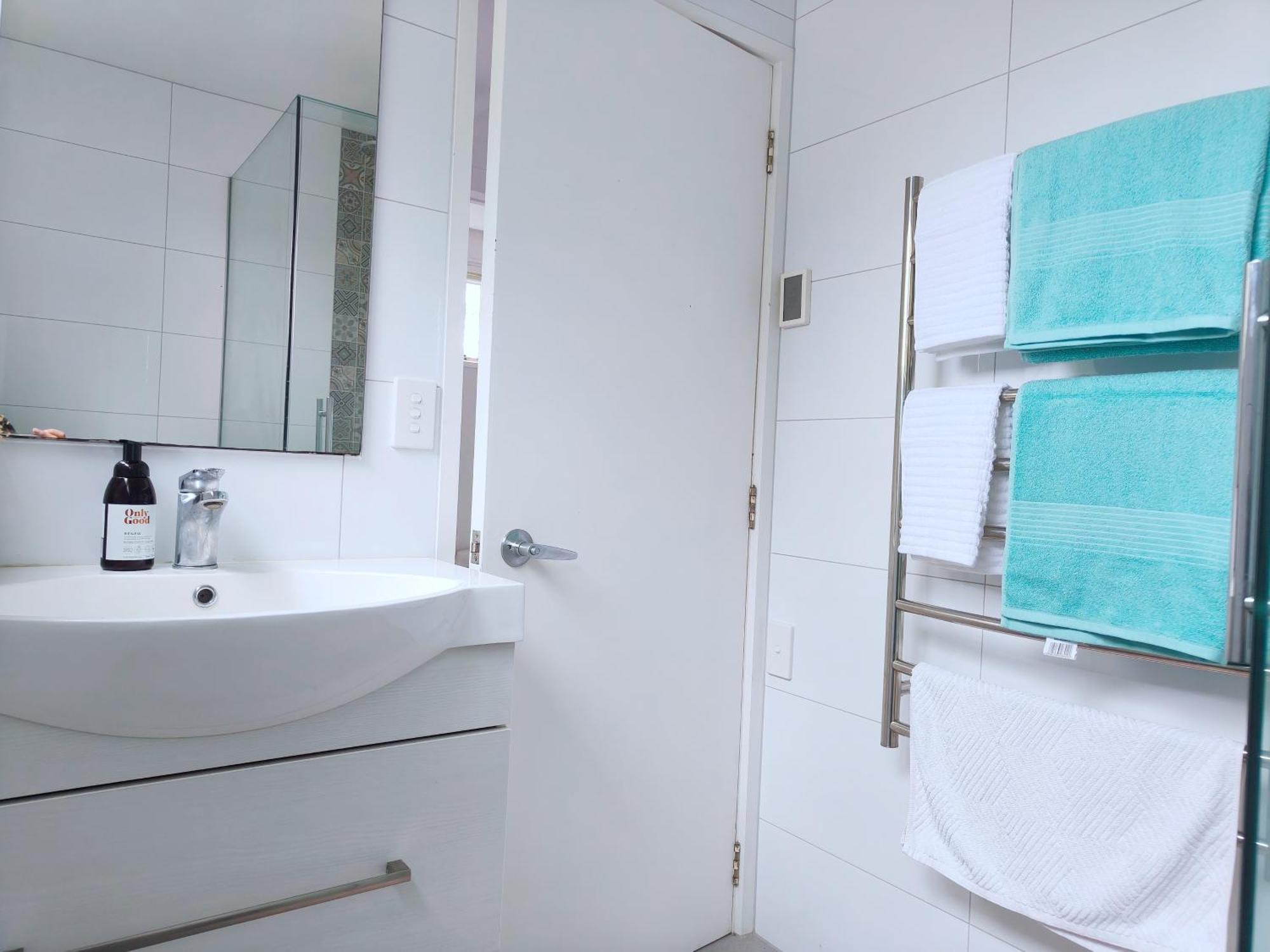 Homestay Sunny Cosy With Private Bathroom In North Shore 201