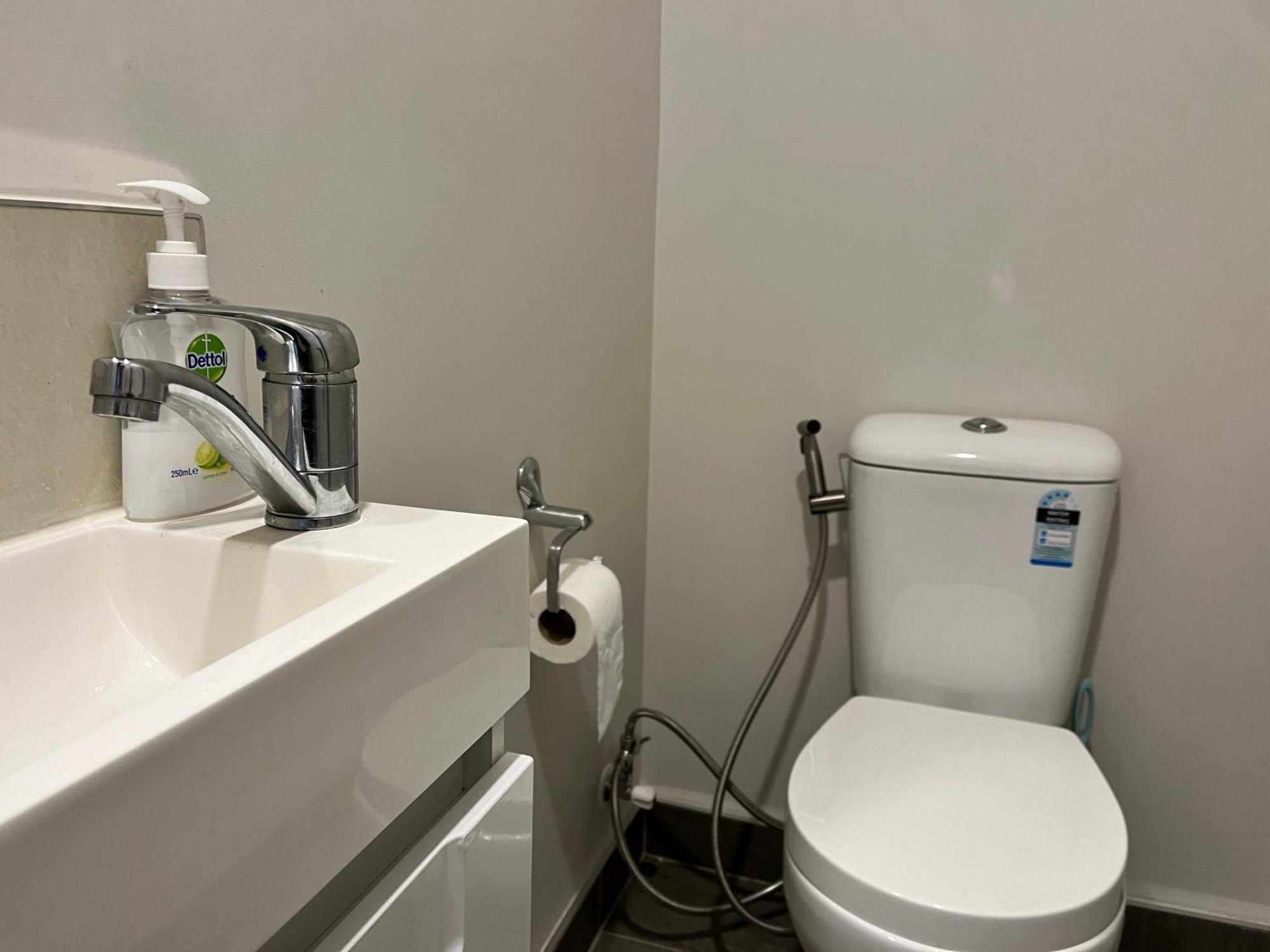 Homestay Private Cozy Near Henderson Akl-room 103 Auckland