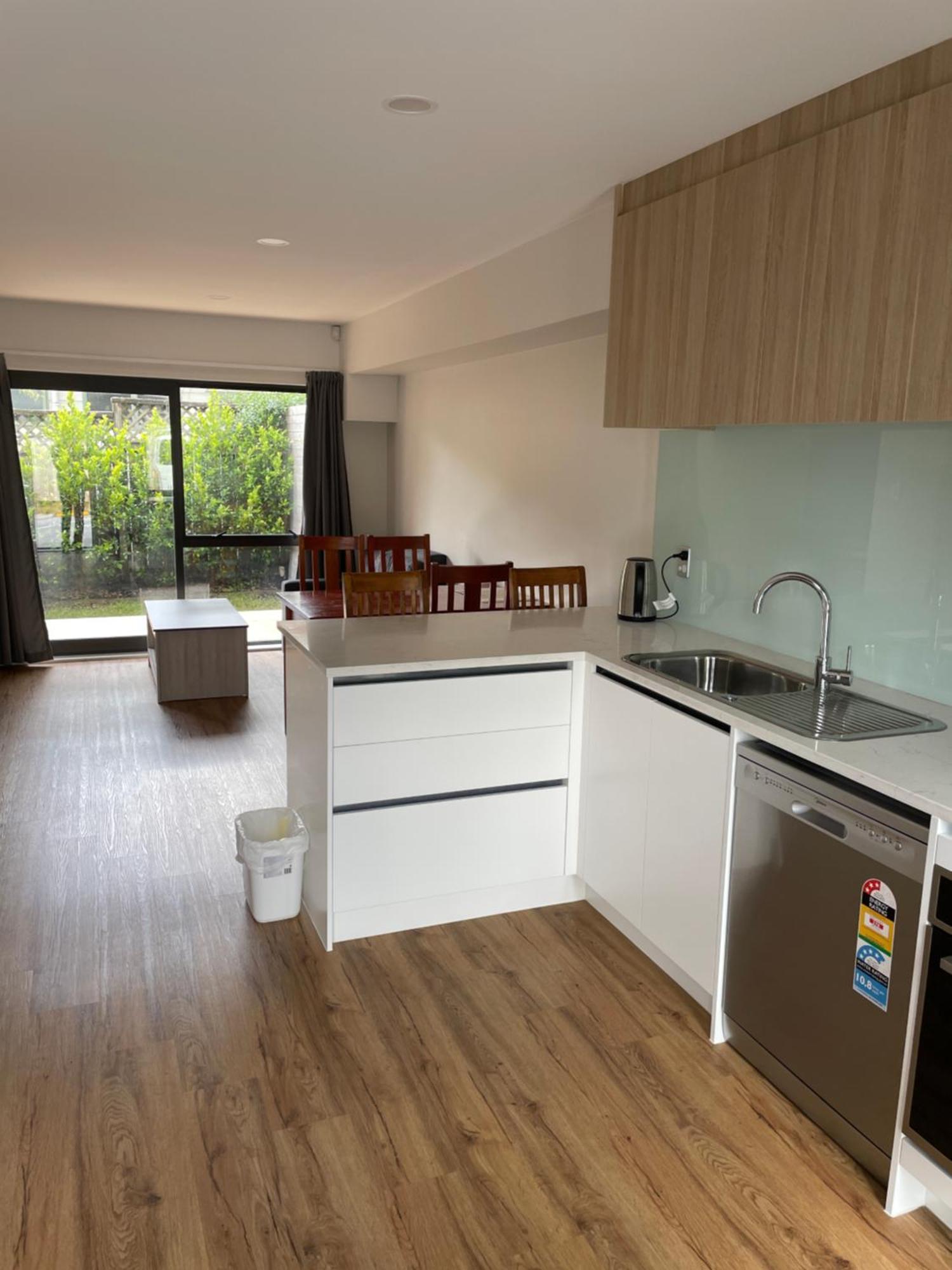 Holiday home Modern By The Reserve Auckland