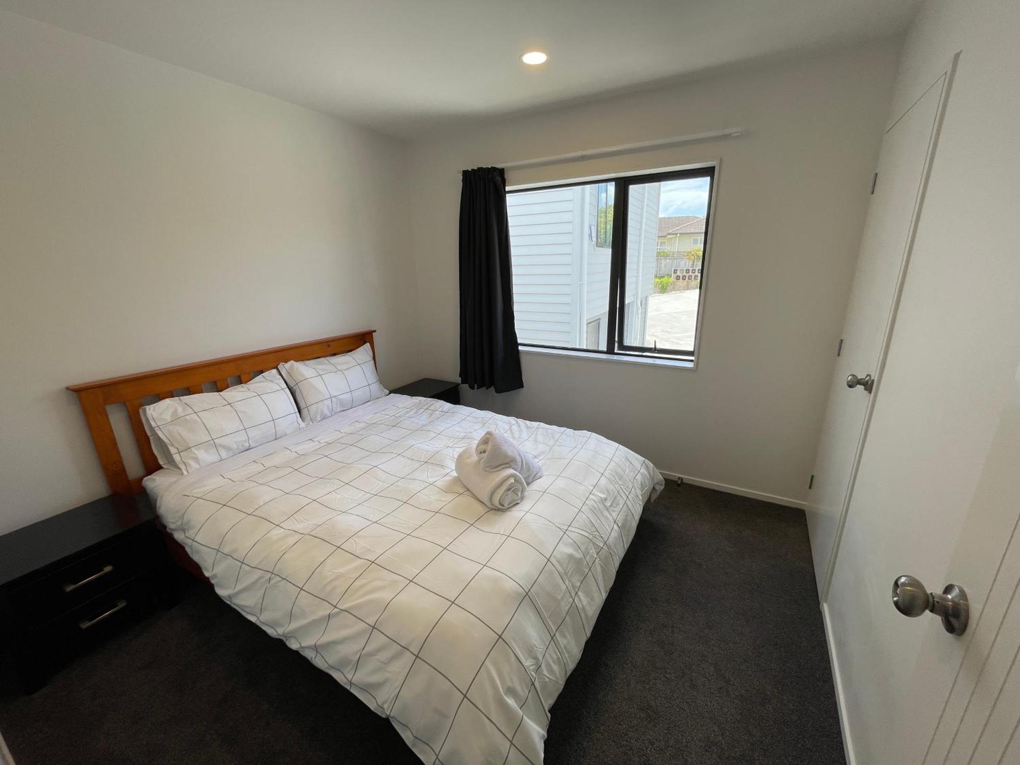Modern By The Reserve Holiday home Auckland